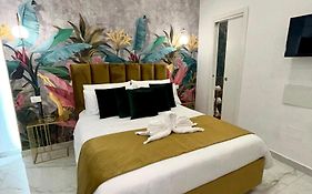 Savior Deluxe Rooms