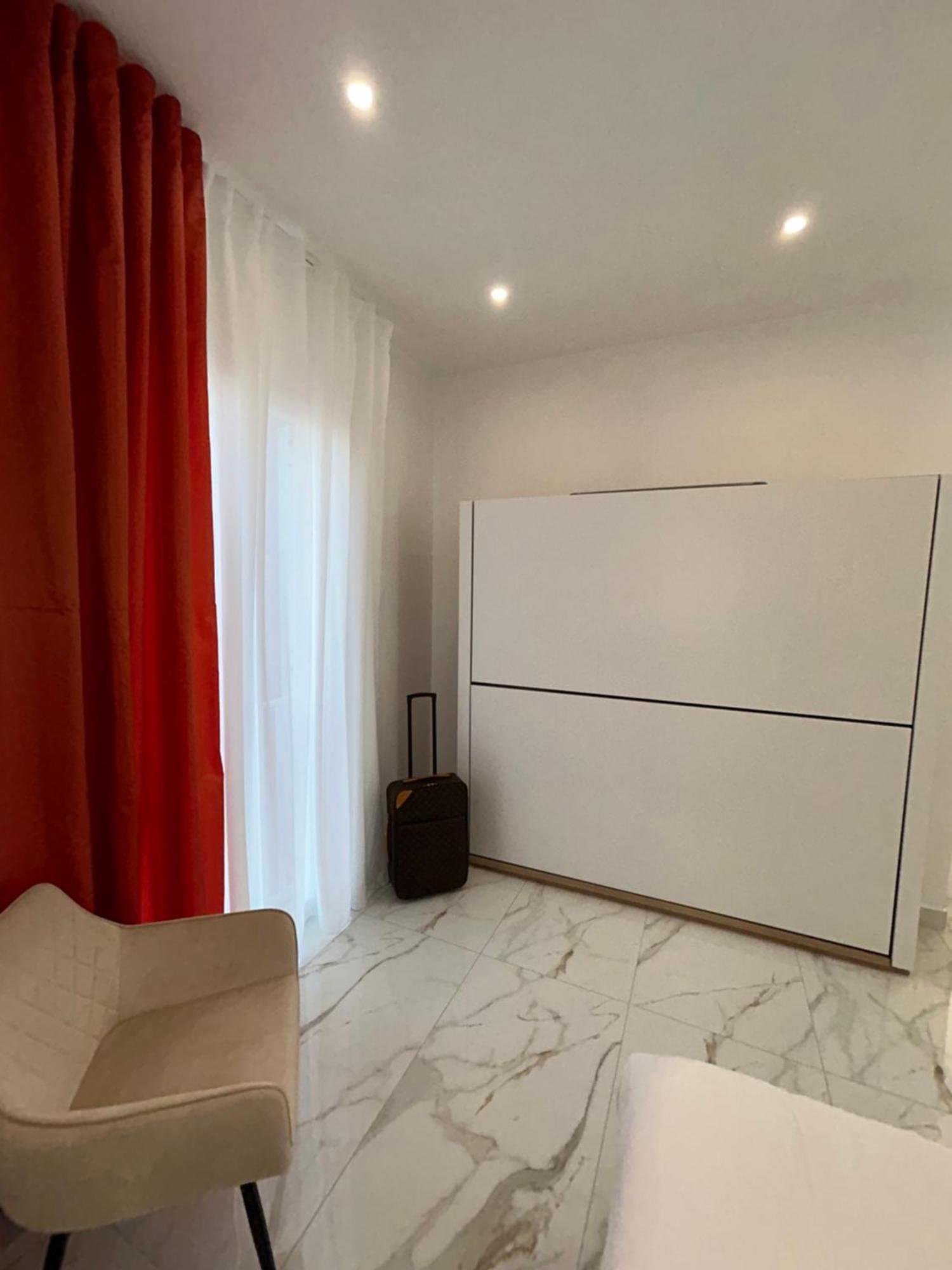 Savior Deluxe Rooms Napoli Esterno foto