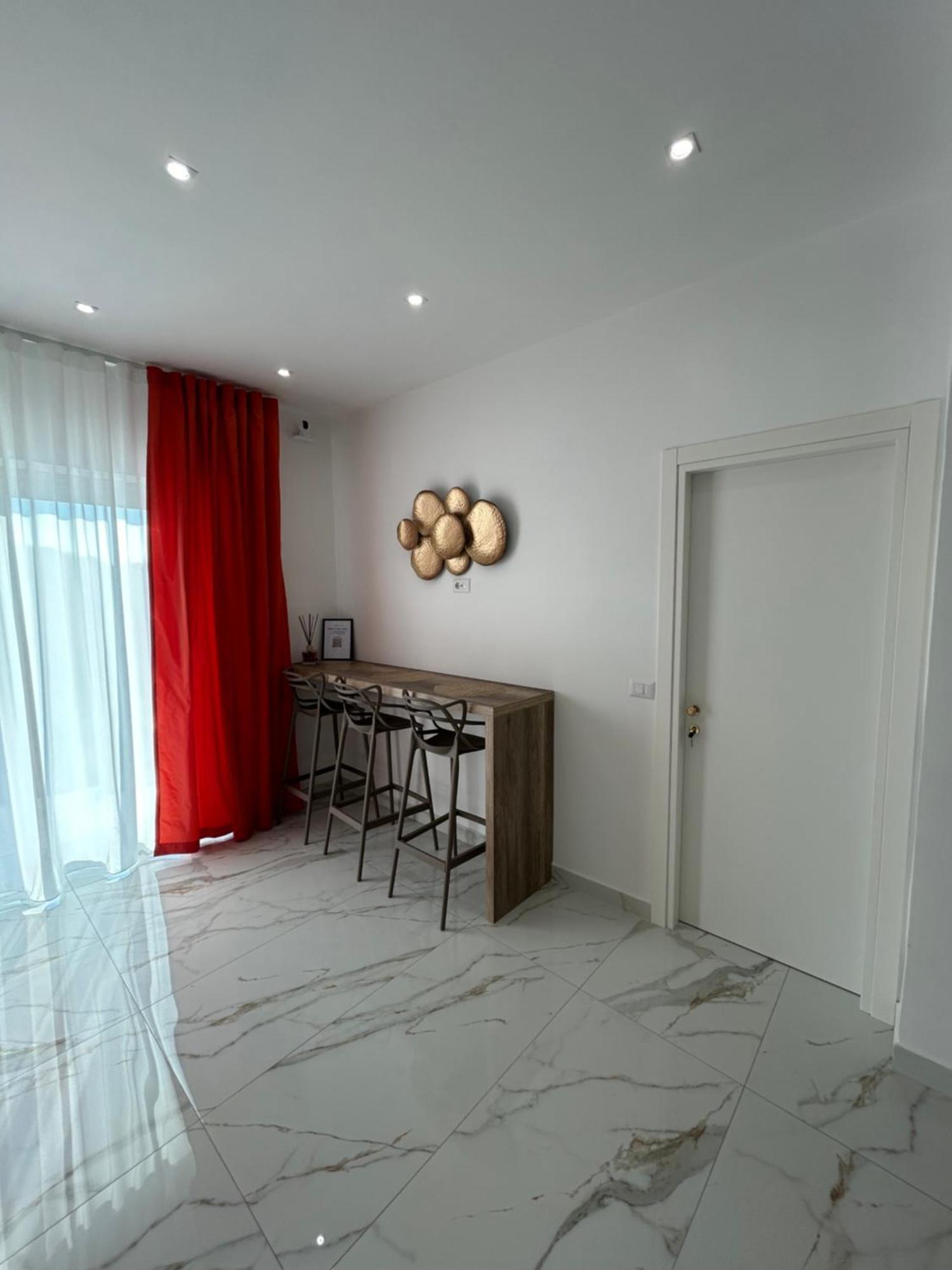 Savior Deluxe Rooms Napoli Esterno foto